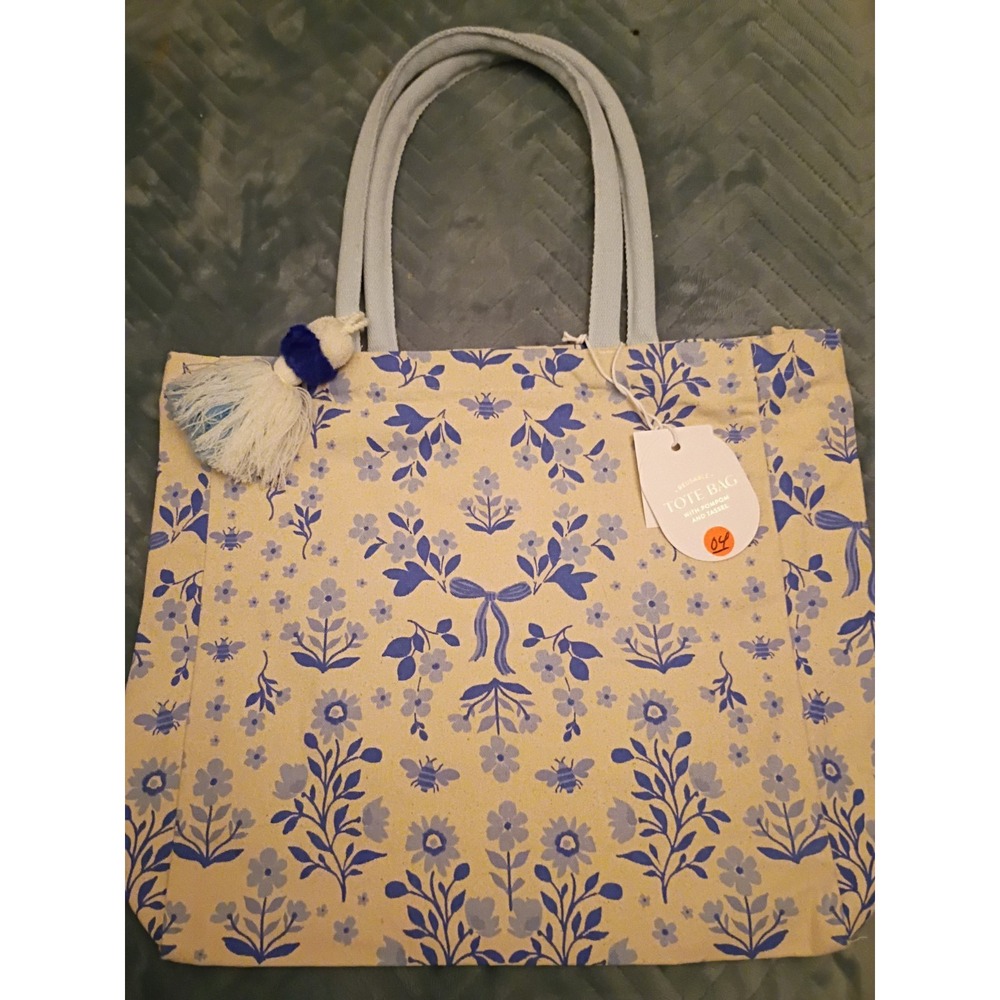 Lovely Texas Bluebonnet Flowers Canvas Tote Bag by Heatherlee Chan New  w/Tags